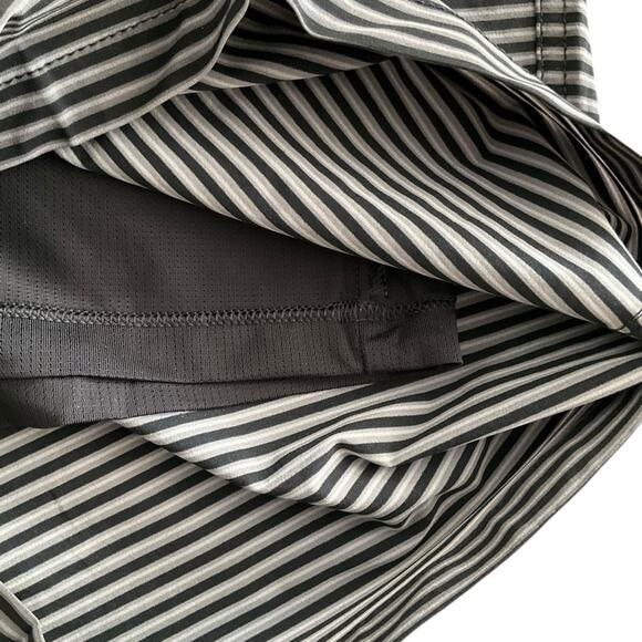 Kirkland Signature Men's Swim Shorts Size Large NWT - Picture 5 of 8